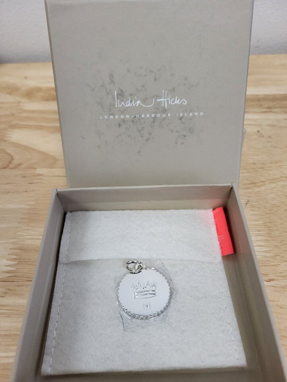 India Hicks Token Top Banana Silver #137359, New Retired